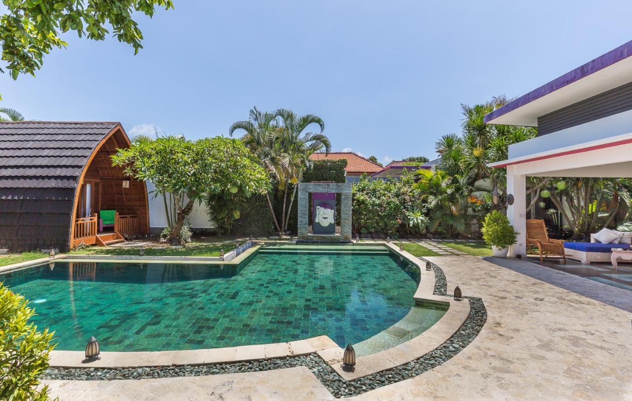 Villa Purple Legian Exterior foto
